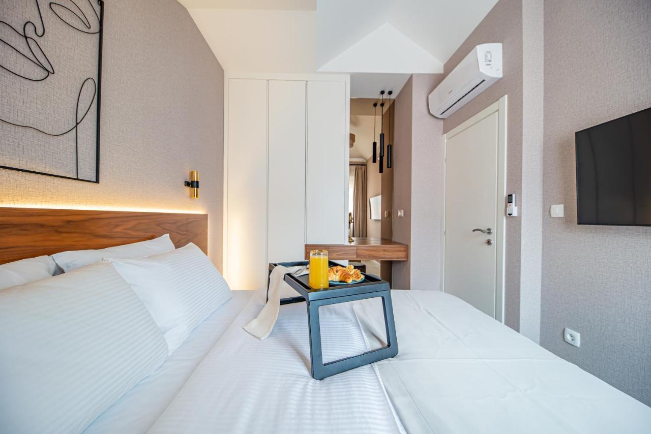 Enyana Luxury Suites Kotor Kültér fotó