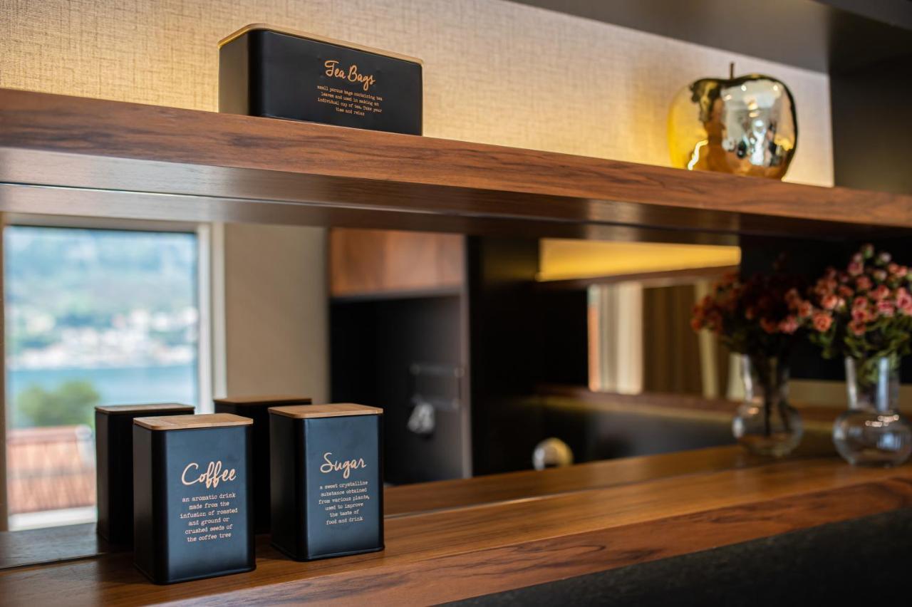 Enyana Luxury Suites Kotor Kültér fotó