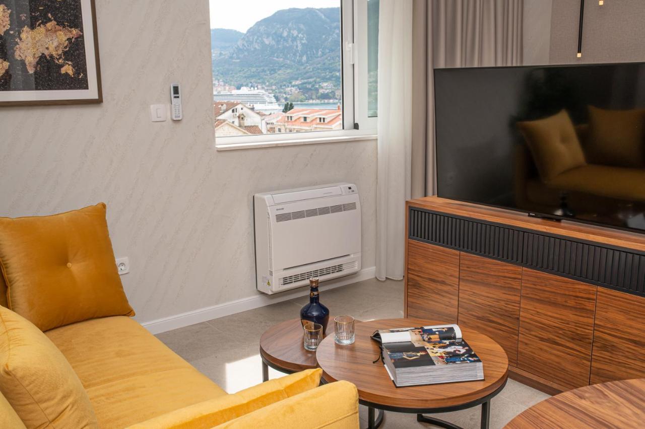 Enyana Luxury Suites Kotor Kültér fotó