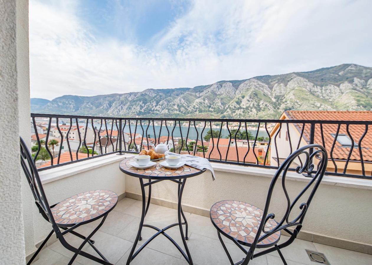 Enyana Luxury Suites Kotor Kültér fotó