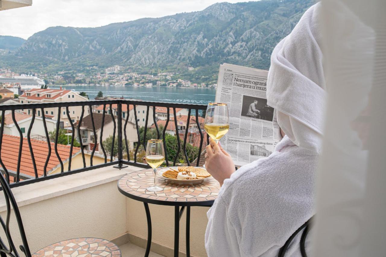 Enyana Luxury Suites Kotor Kültér fotó